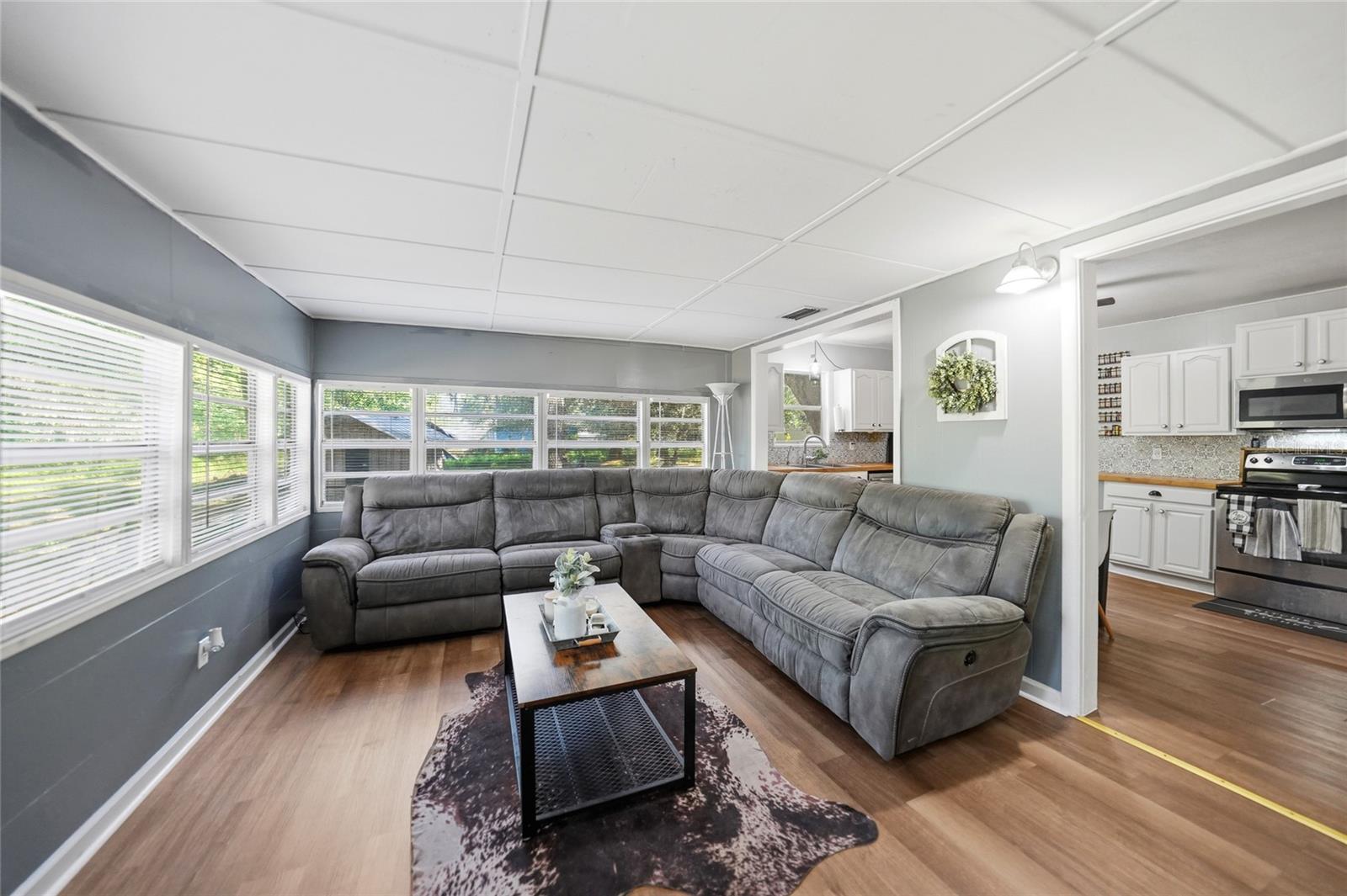 QUAIL HOLLOW ESTATES - Residential