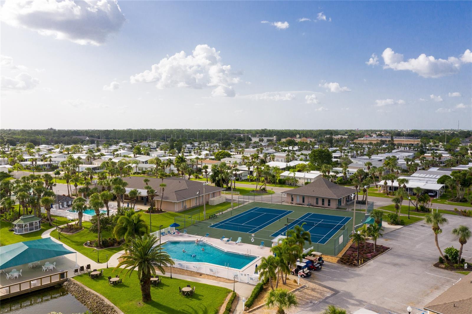 MAPLE LEAF ESTATES - Residential