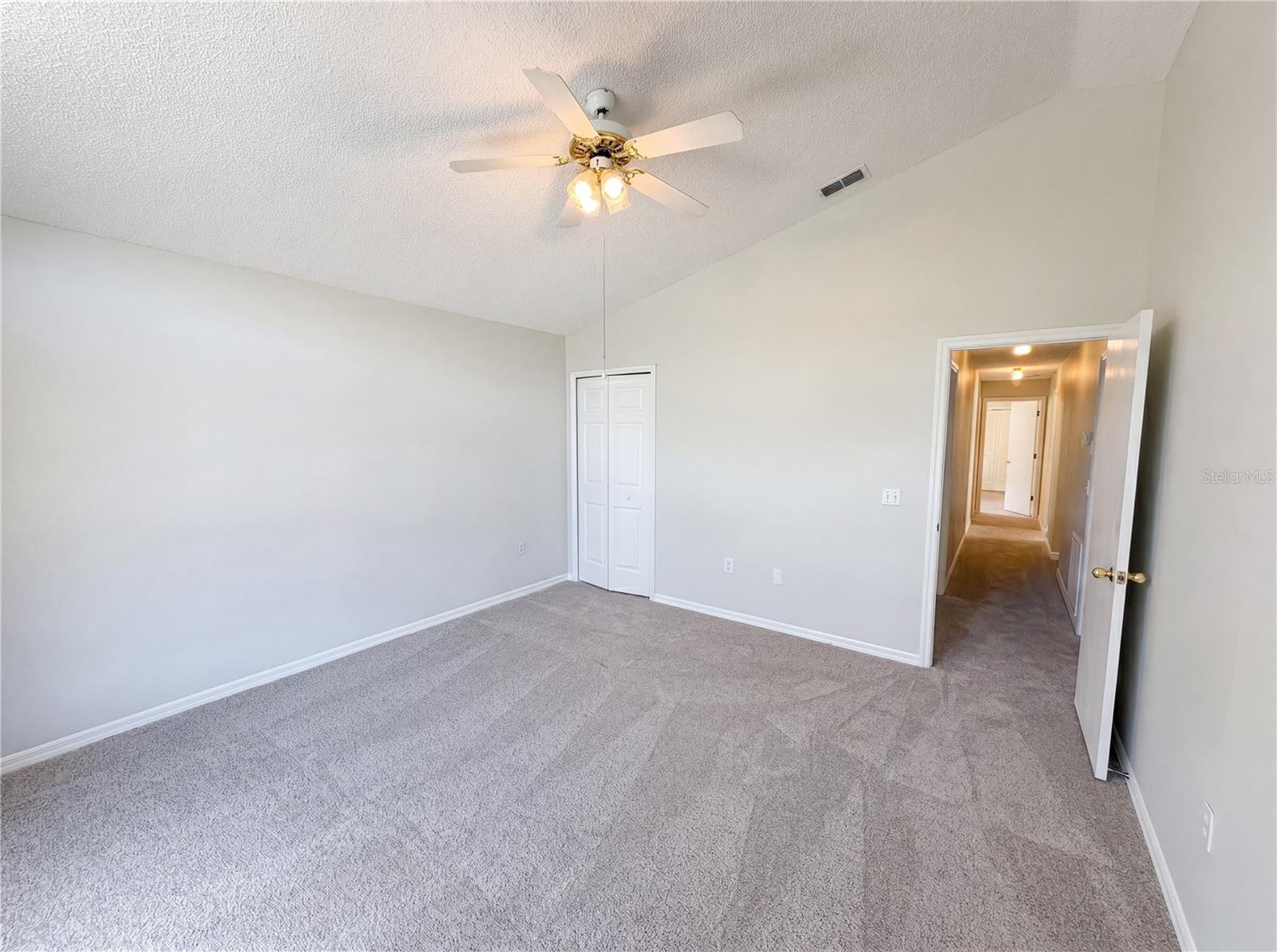 PAMALA OAKS - Residential