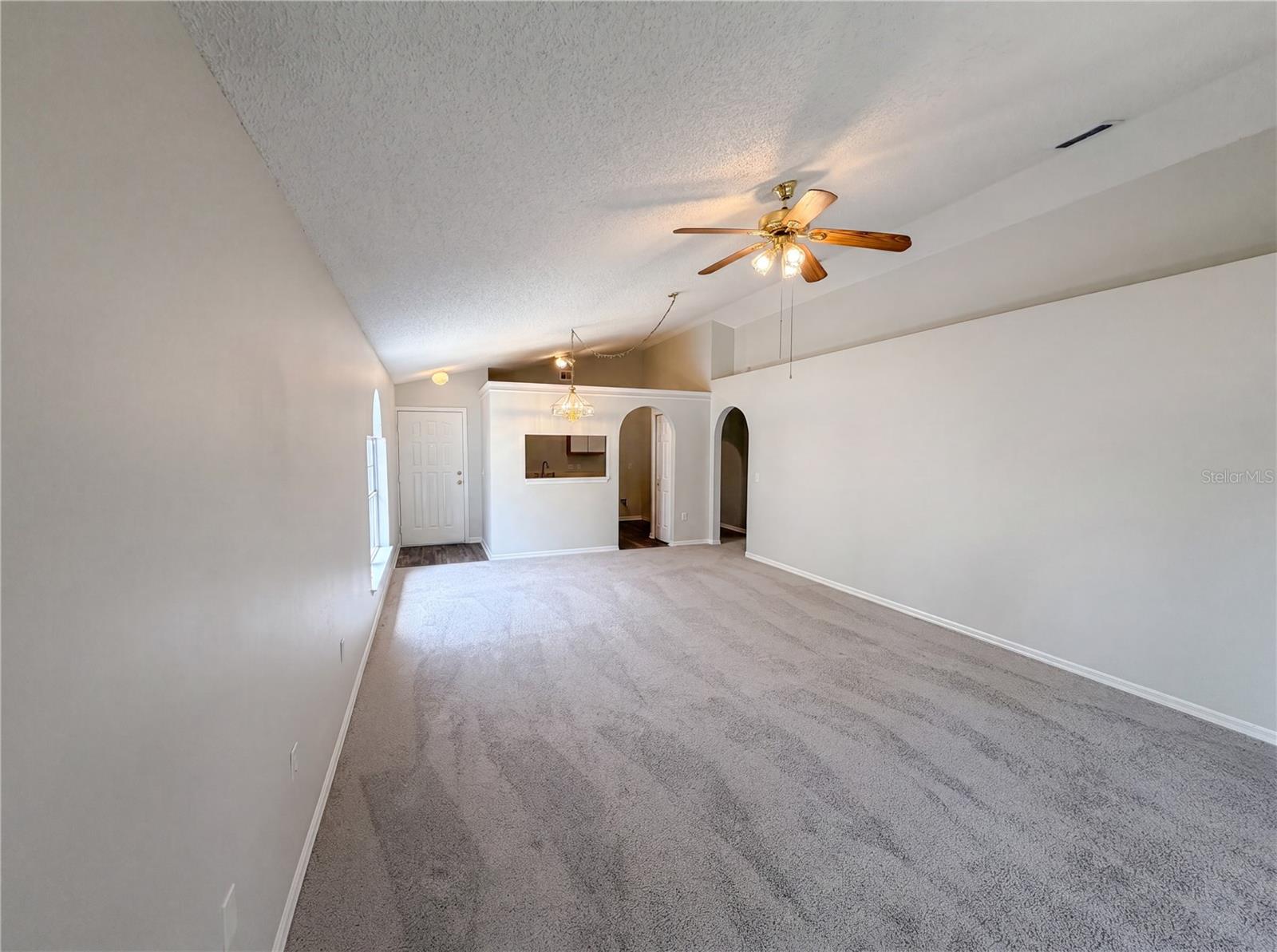 PAMALA OAKS - Residential