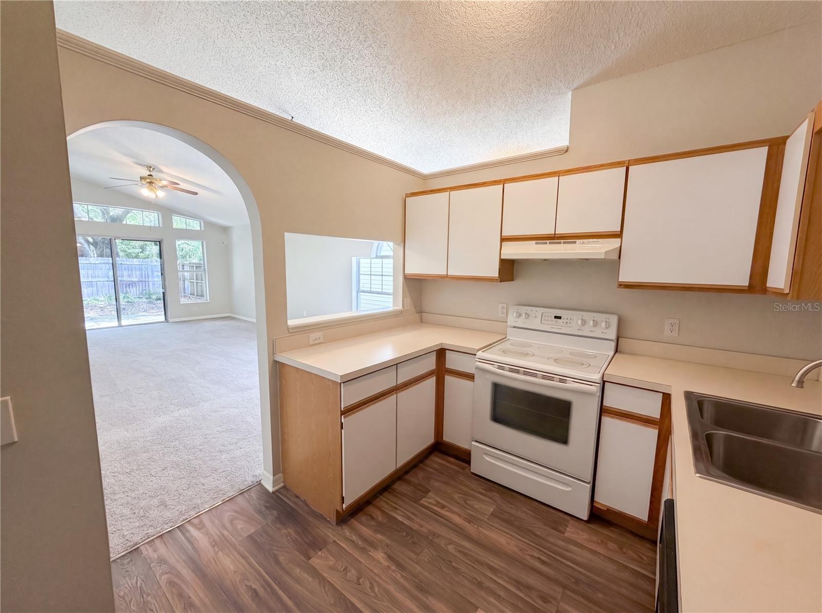PAMALA OAKS - Residential