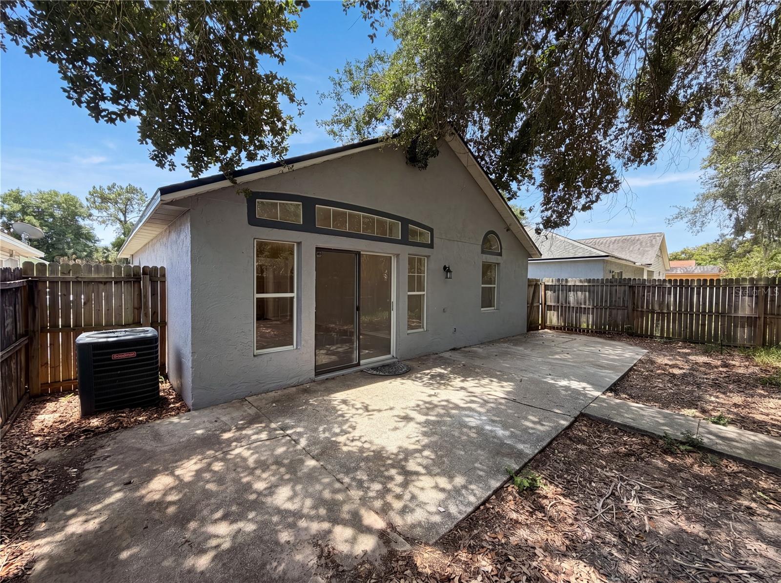PAMALA OAKS - Residential