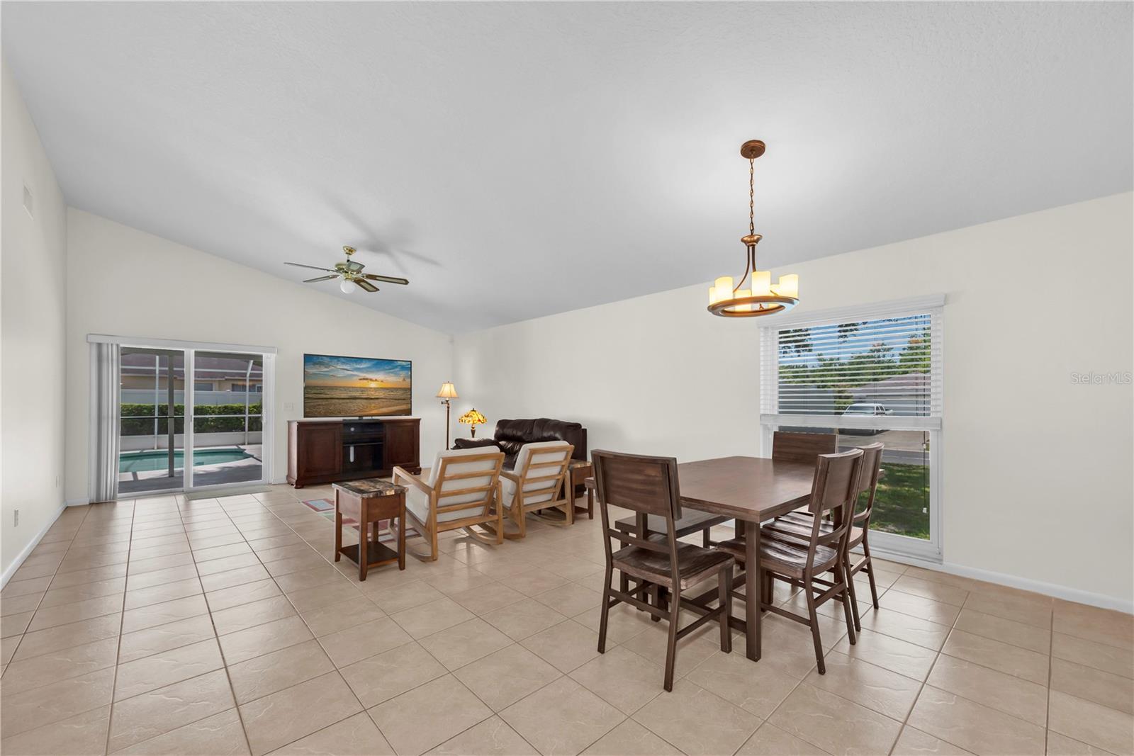 BOYETTE SPRINGS - Residential