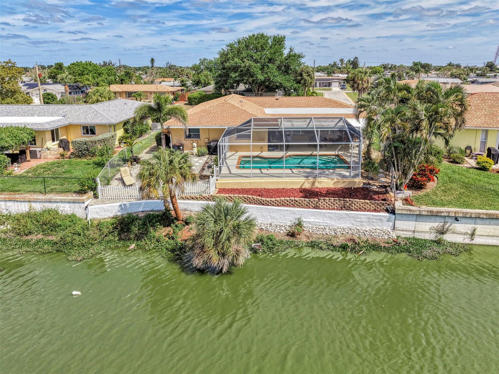 VENICE GARDENS - Residential