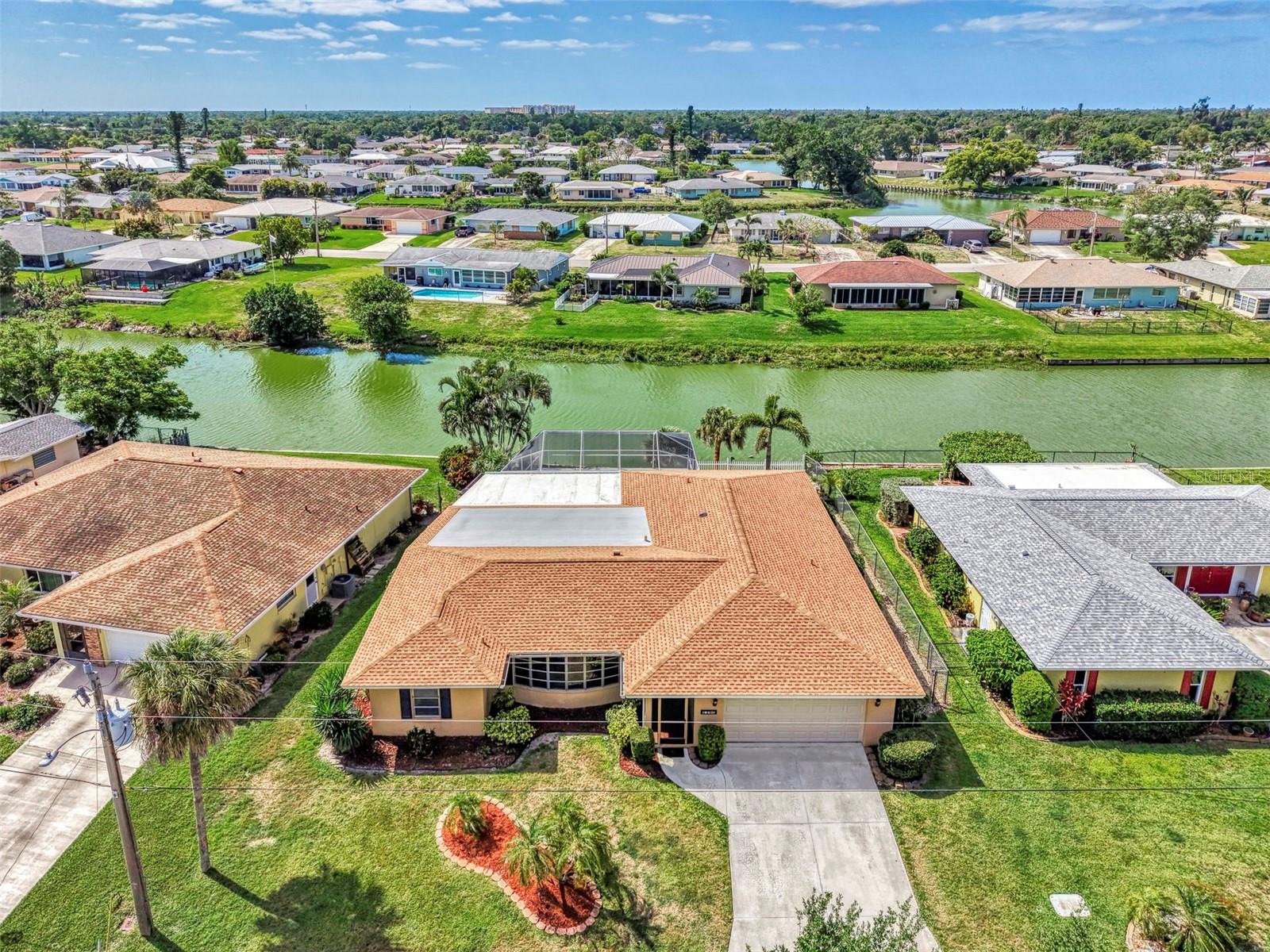 VENICE GARDENS - Residential