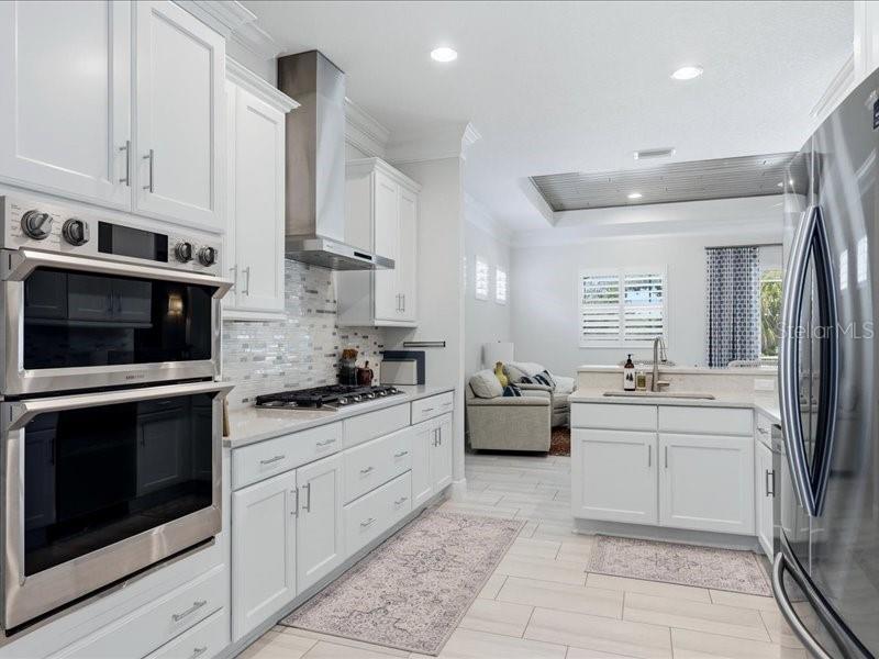 LEGENDS BAY - Residential Lease