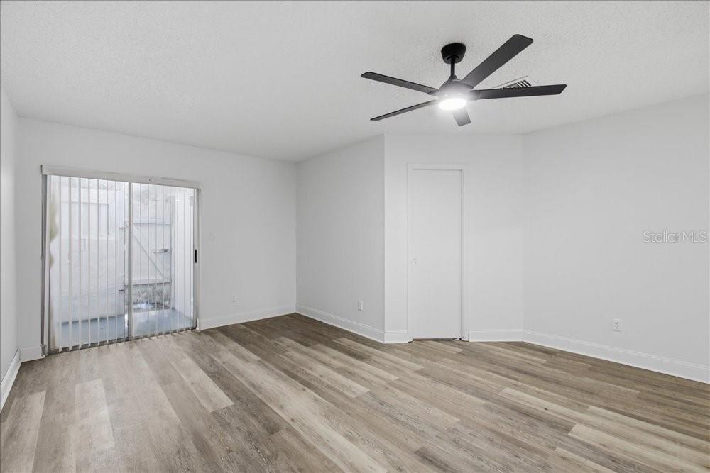 SPRING PINES VILLAS - Residential