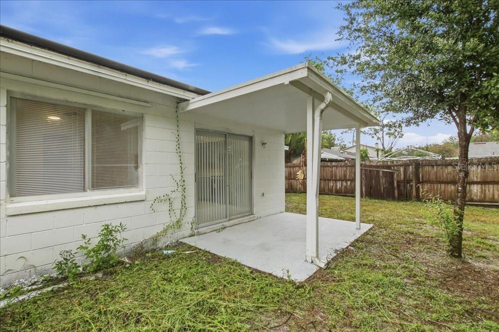 SPRING PINES VILLAS - Residential