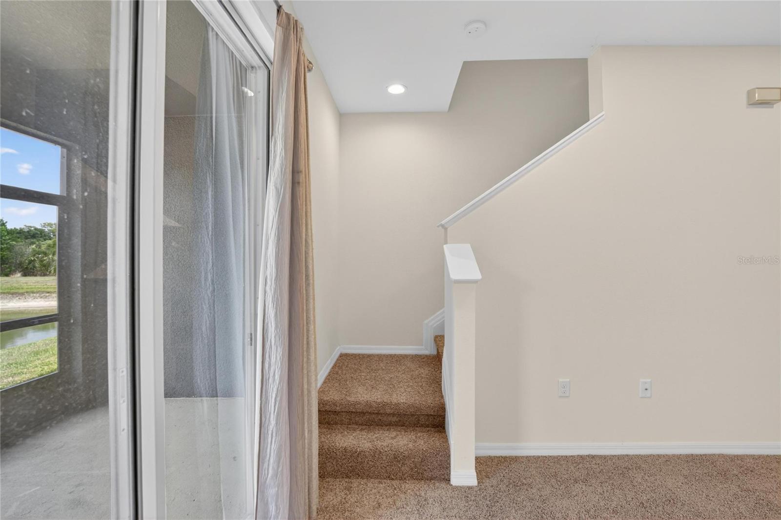 EAGLE PALM PH 4A - Residential Lease