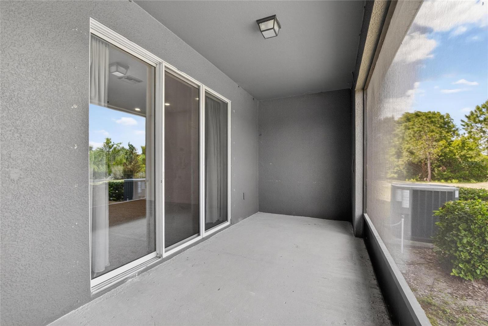 EAGLE PALM PH 4A - Residential Lease