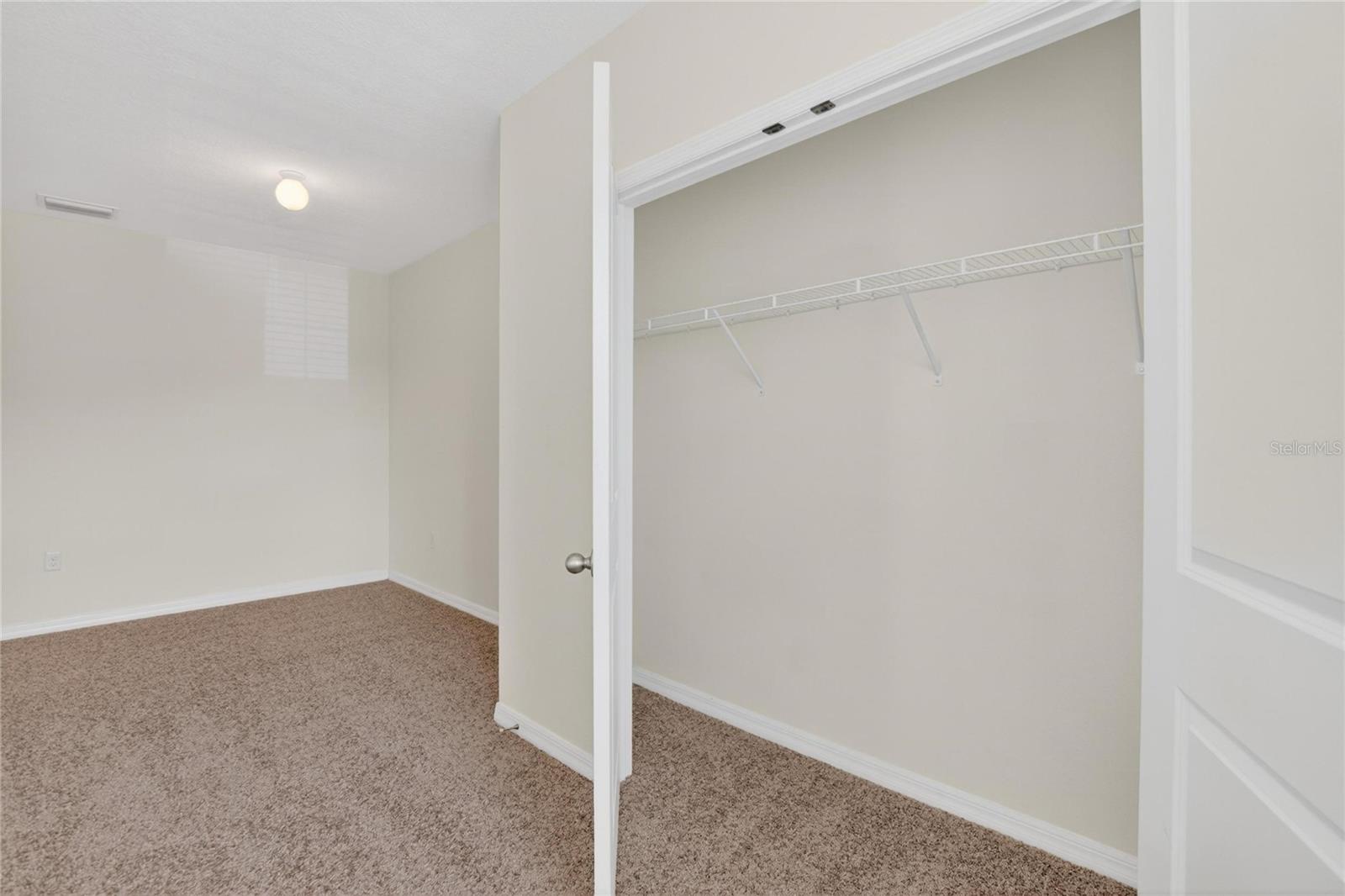 EAGLE PALM PH 4A - Residential Lease