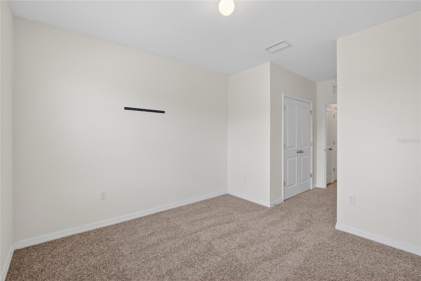 EAGLE PALM PH 4A - Residential Lease
