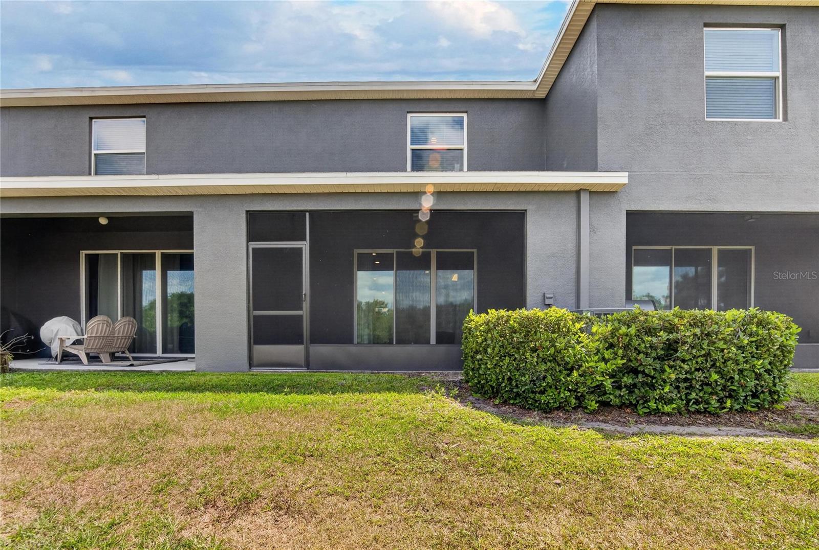EAGLE PALM PH 4A - Residential Lease