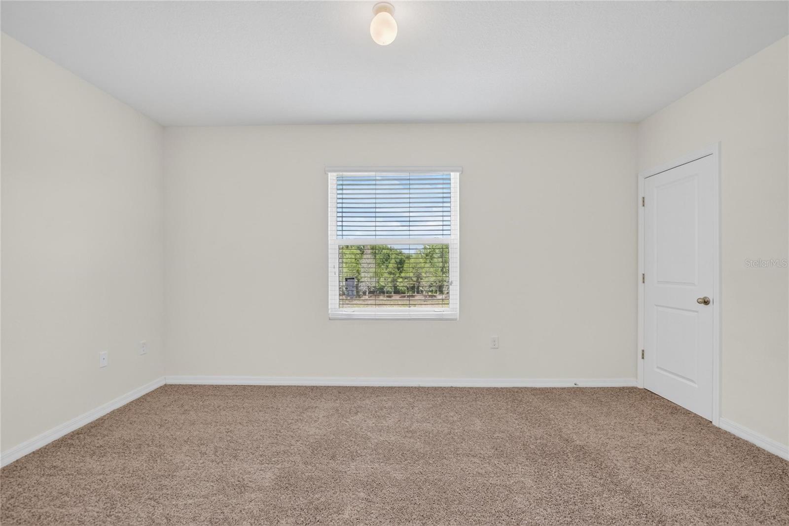 EAGLE PALM PH 4A - Residential Lease