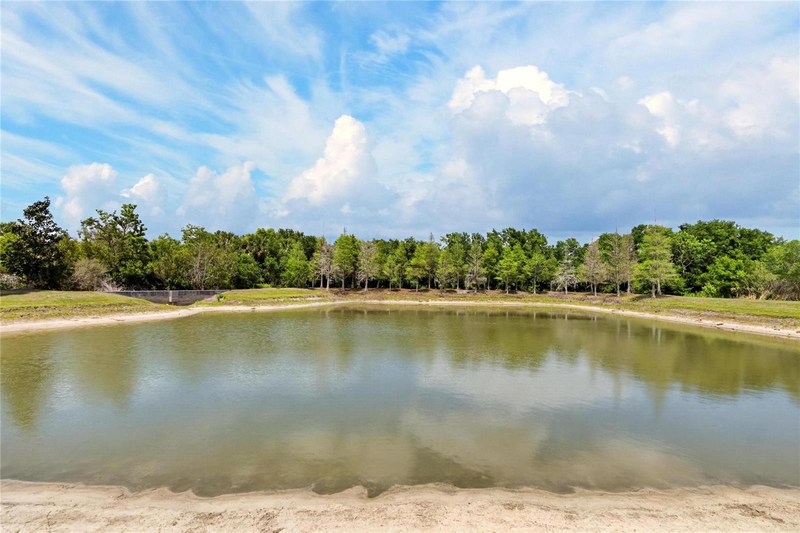 EAGLE PALM PH 4A - Residential Lease