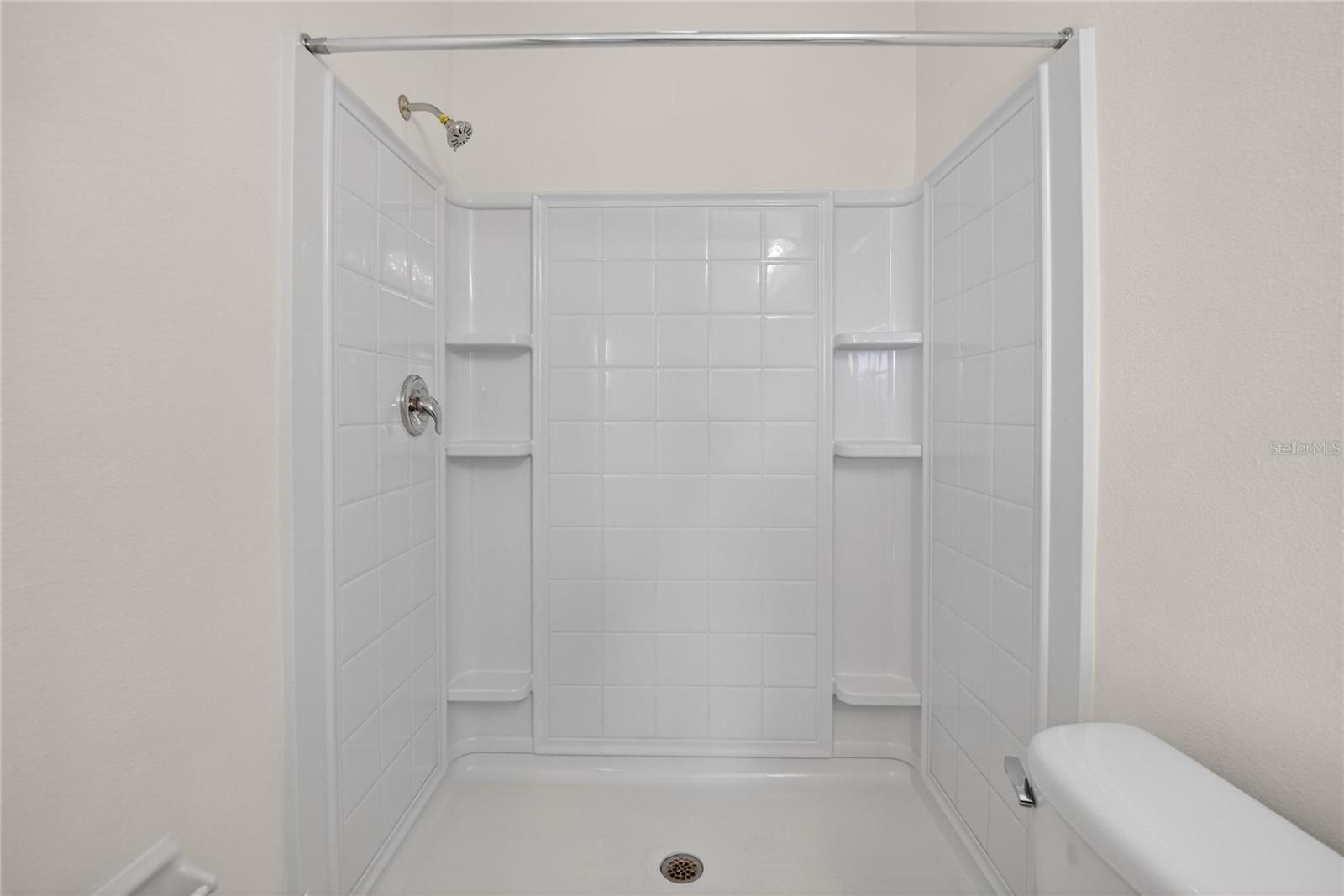 EAGLE PALM PH 4A - Residential Lease