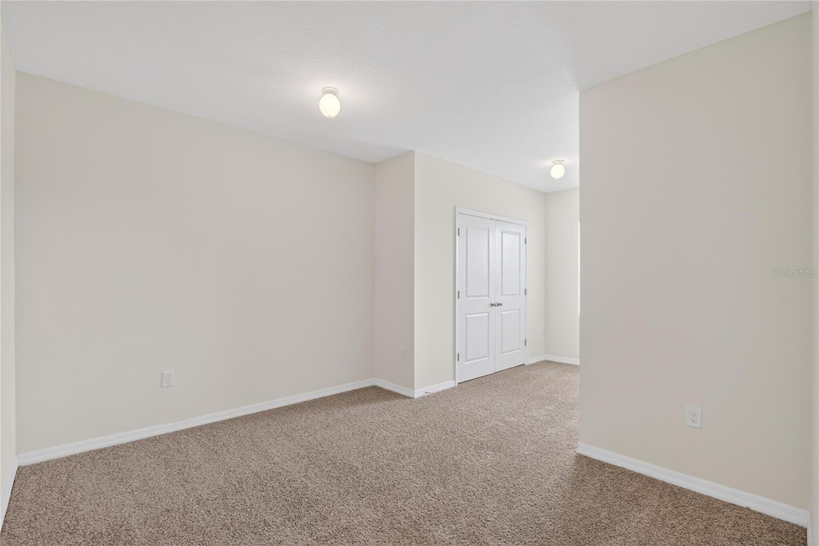 EAGLE PALM PH 4A - Residential Lease