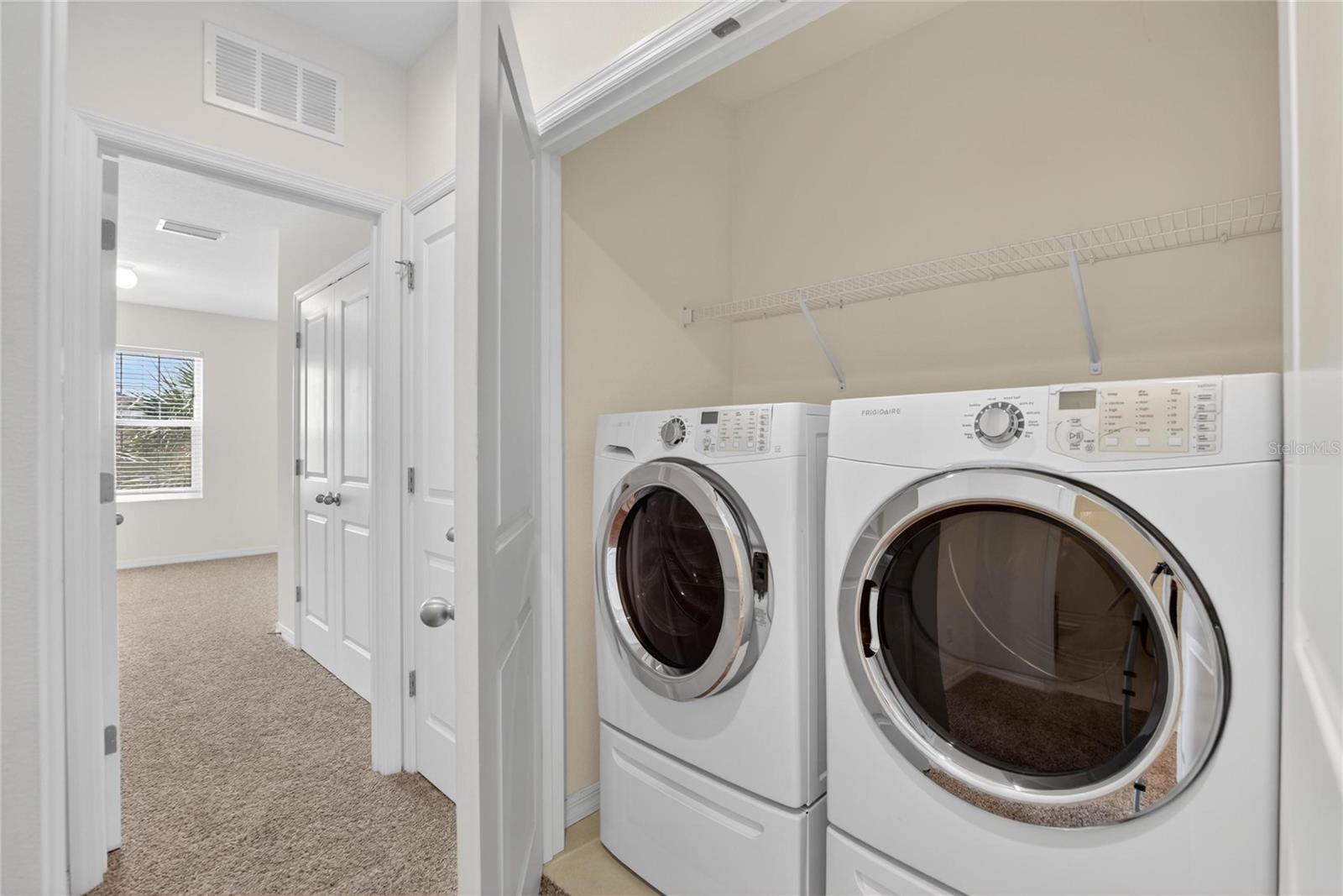 EAGLE PALM PH 4A - Residential Lease