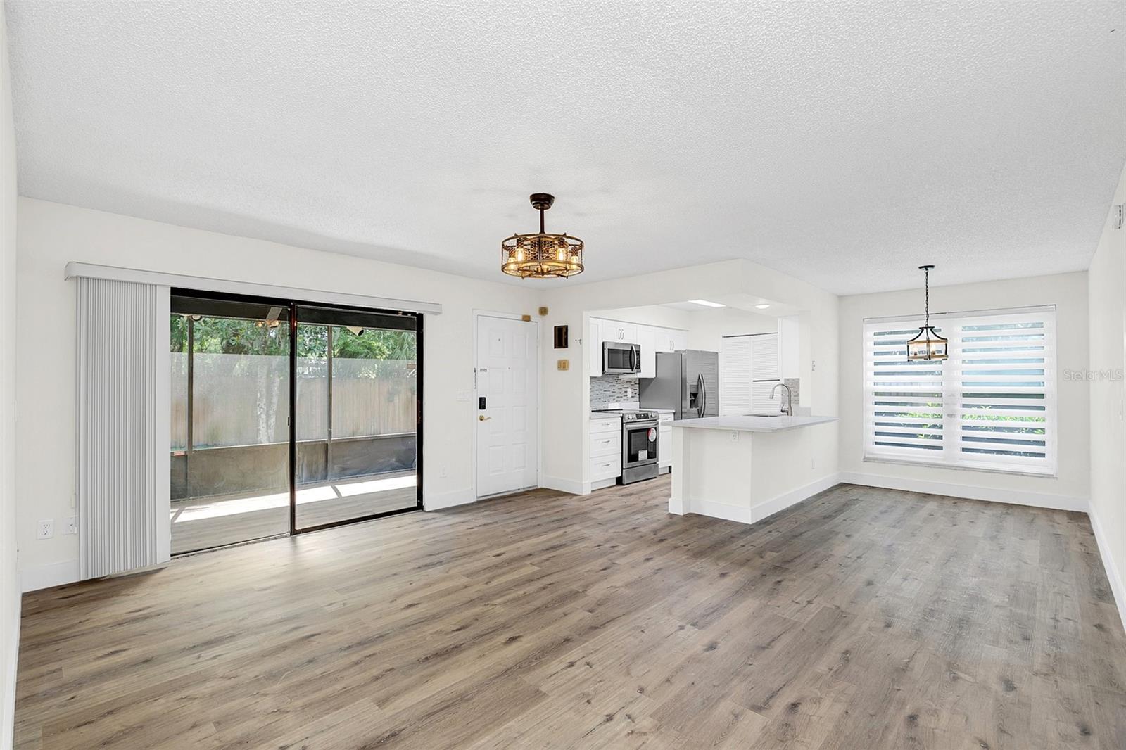 CASA PARK VILLAS PH 2 - Residential Lease