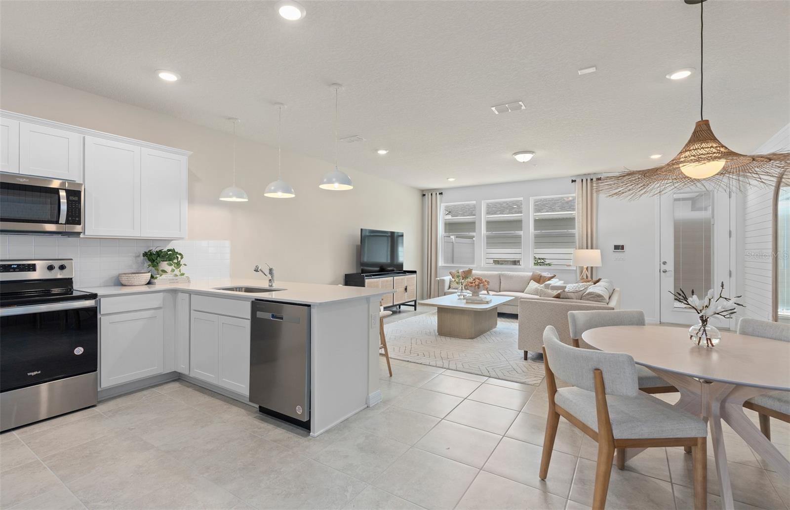 LAKEHAVEN ESTATES - Residential