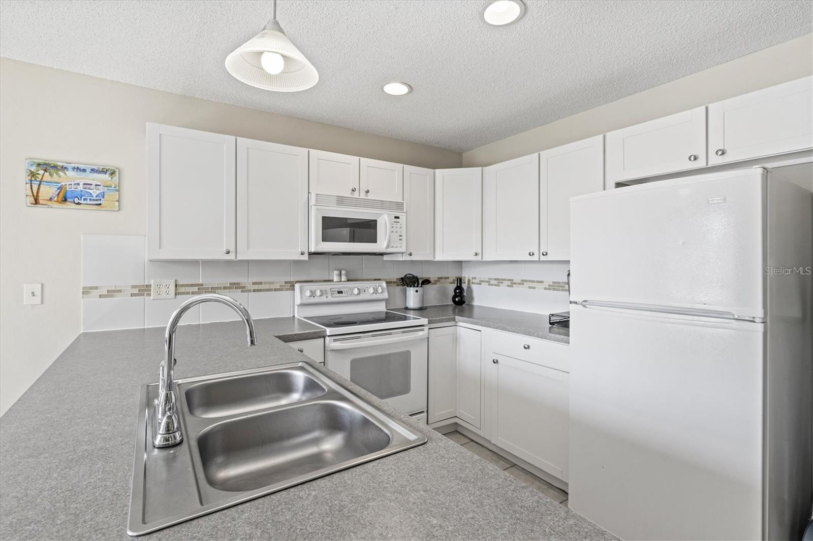 PHILLIPPI GARDENS - Residential Income