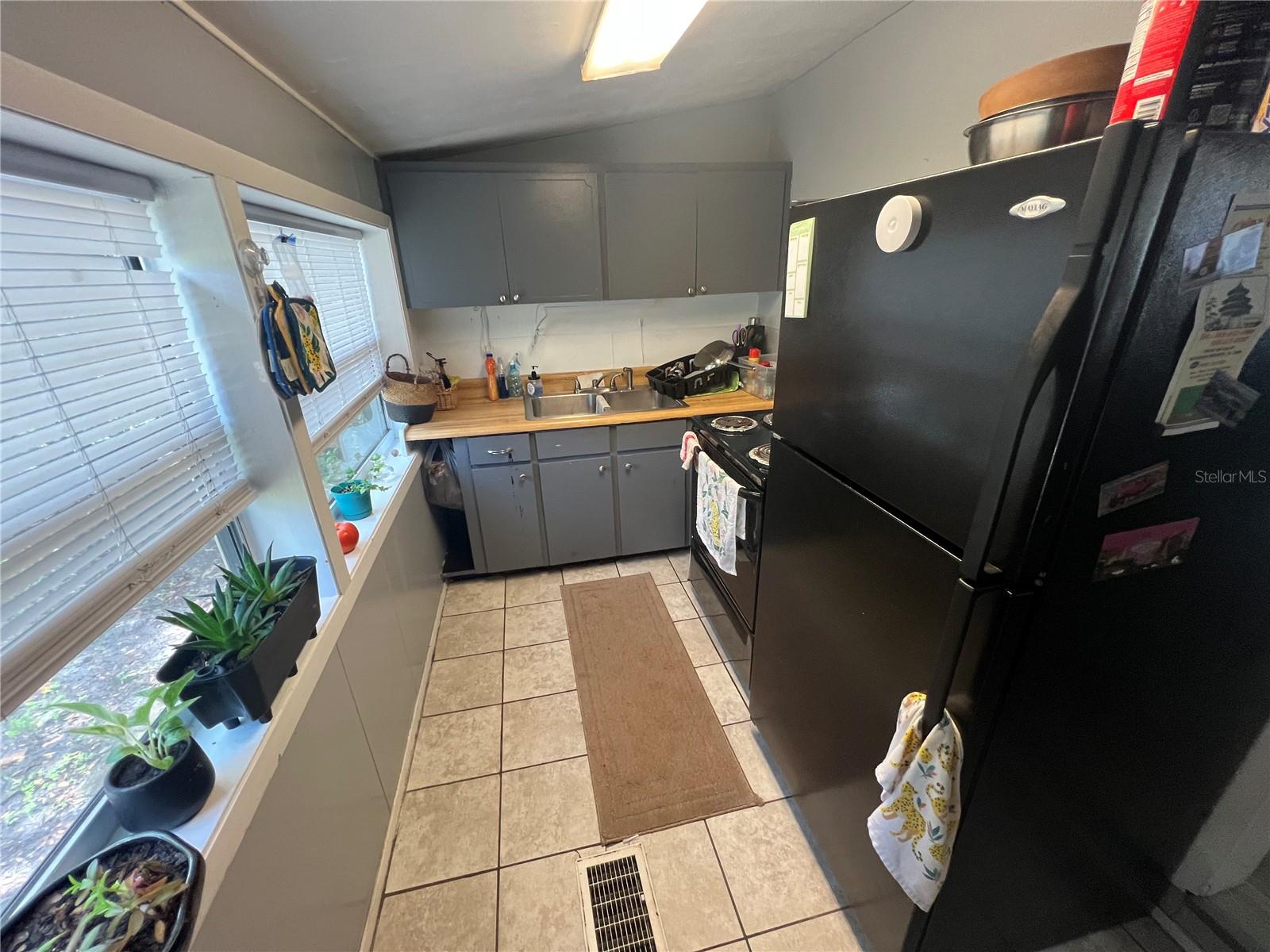 WHIPPOORWILL PARK - Residential Lease