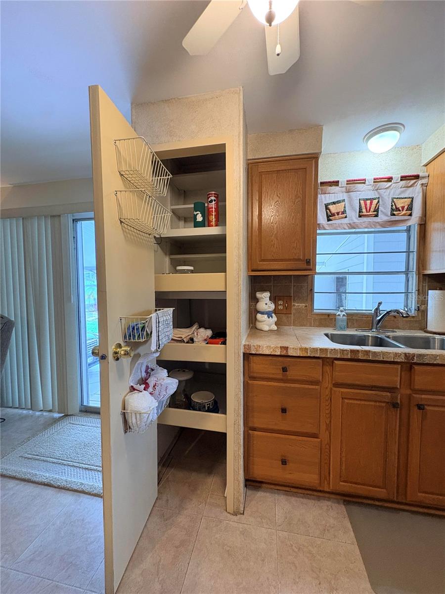 LAKE ARROWHEAD MOBILE VILLAGE PH 01 - Residential