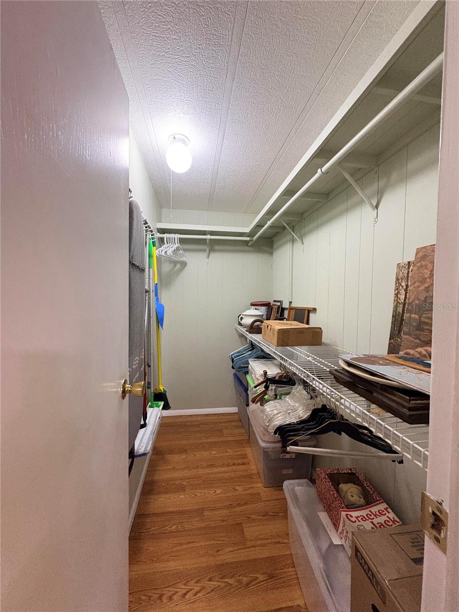 LAKE ARROWHEAD MOBILE VILLAGE PH 01 - Residential