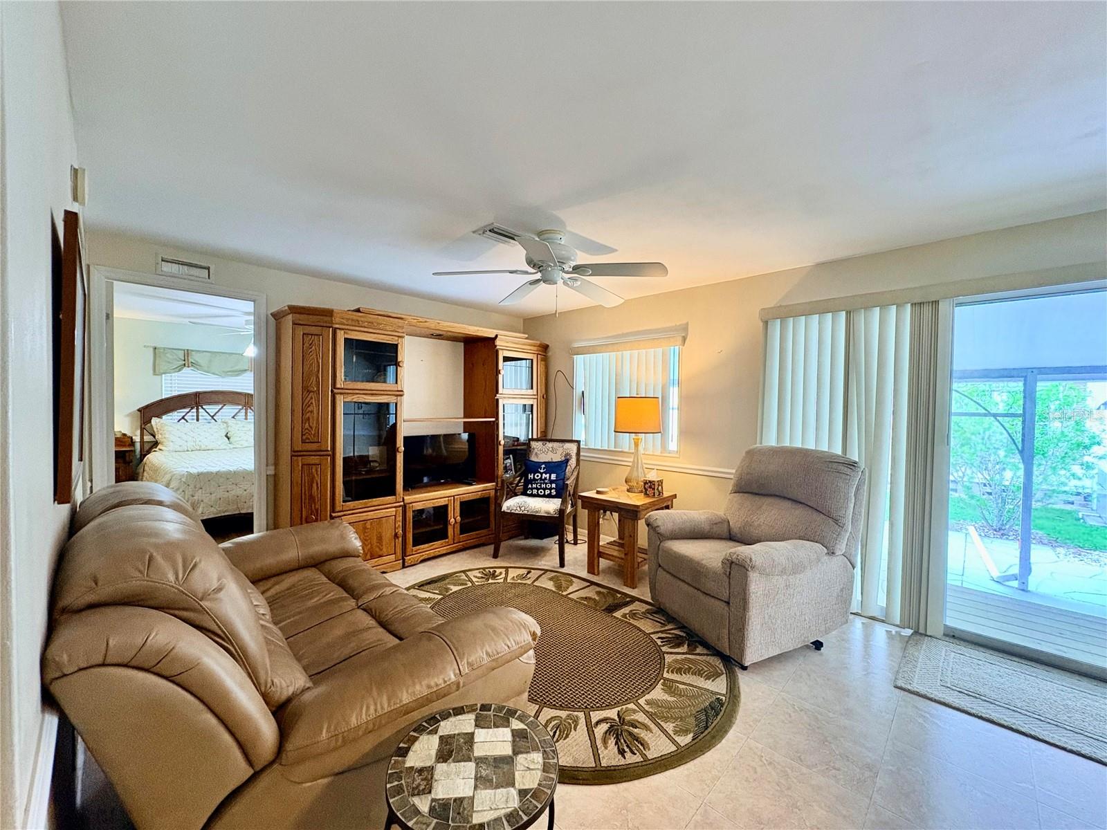 LAKE ARROWHEAD MOBILE VILLAGE PH 01 - Residential