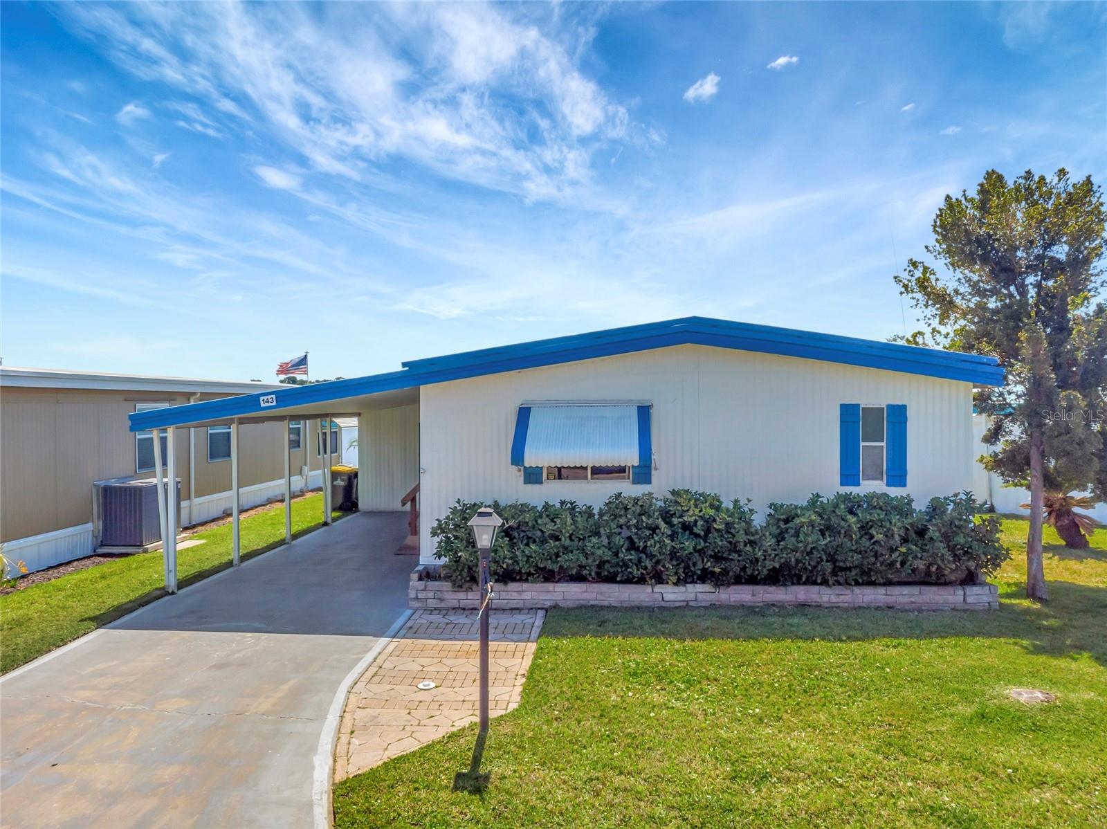 CLERMONT EMERALD LAKES CO-OP LT 01 - Residential