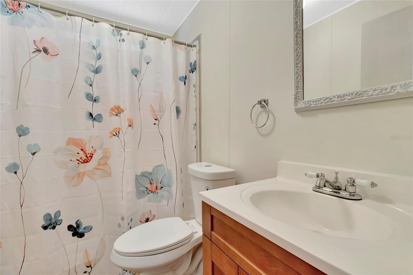 CLERMONT EMERALD LAKES CO-OP LT 01 - Residential