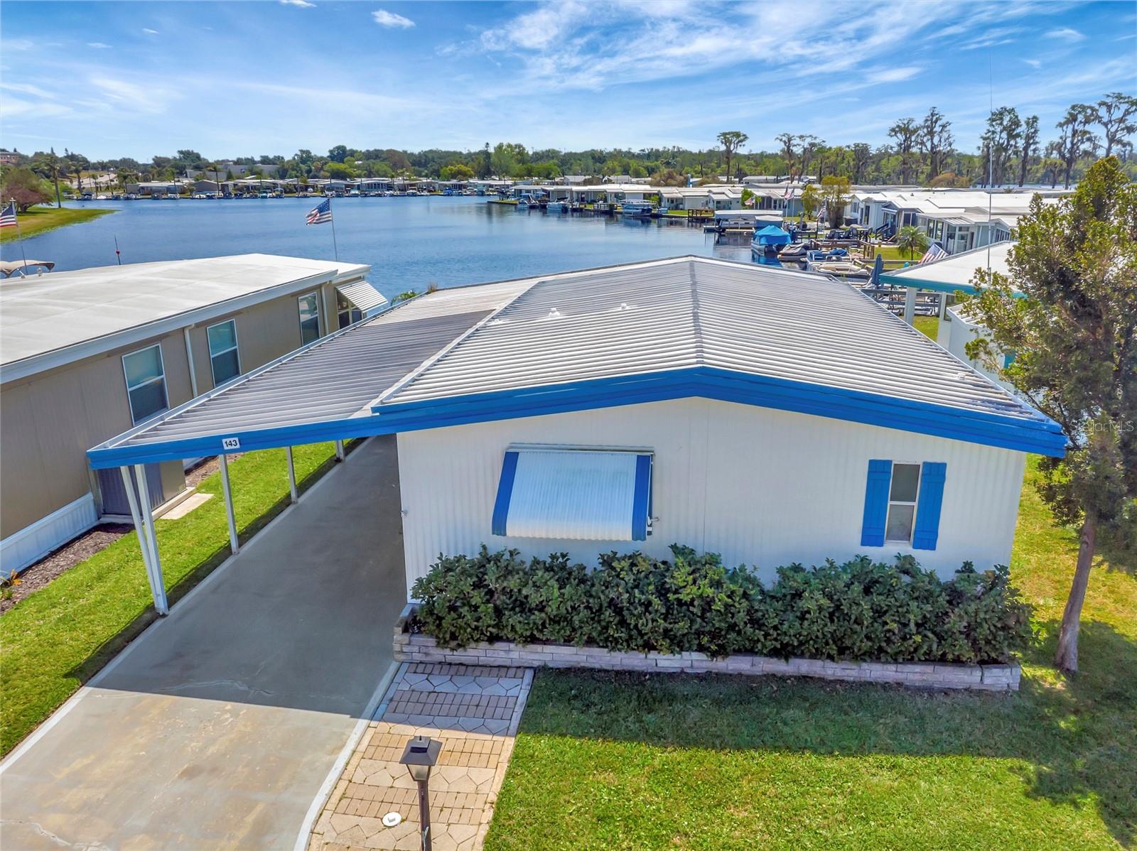 CLERMONT EMERALD LAKES CO-OP LT 01 - Residential