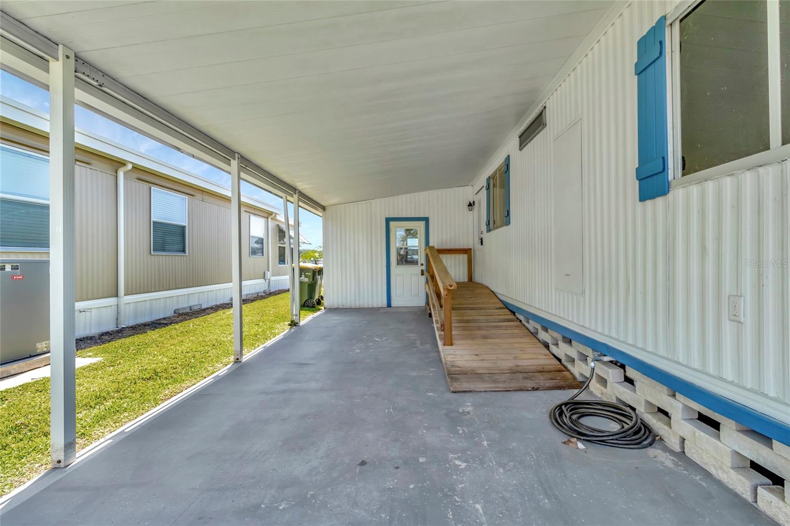 CLERMONT EMERALD LAKES CO-OP LT 01 - Residential