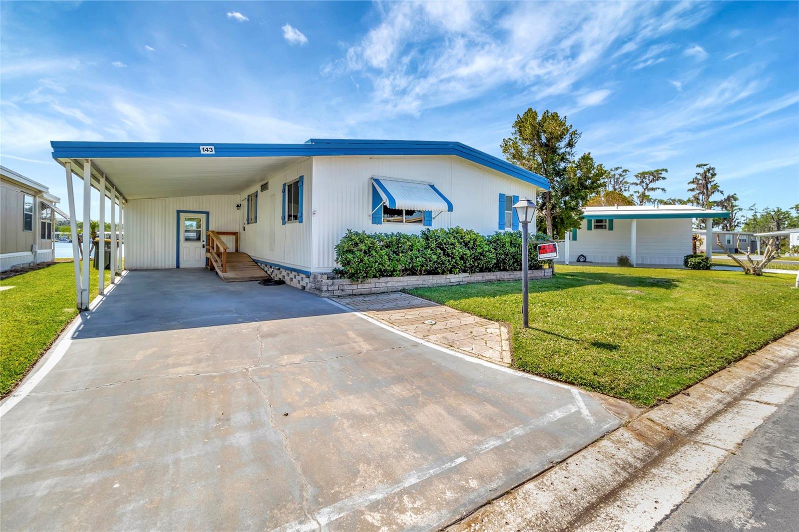 CLERMONT EMERALD LAKES CO-OP LT 01 - Residential
