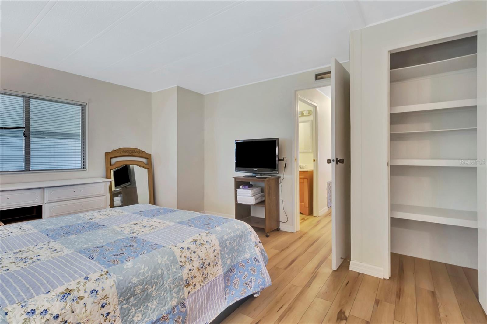 CLERMONT EMERALD LAKES CO-OP LT 01 - Residential