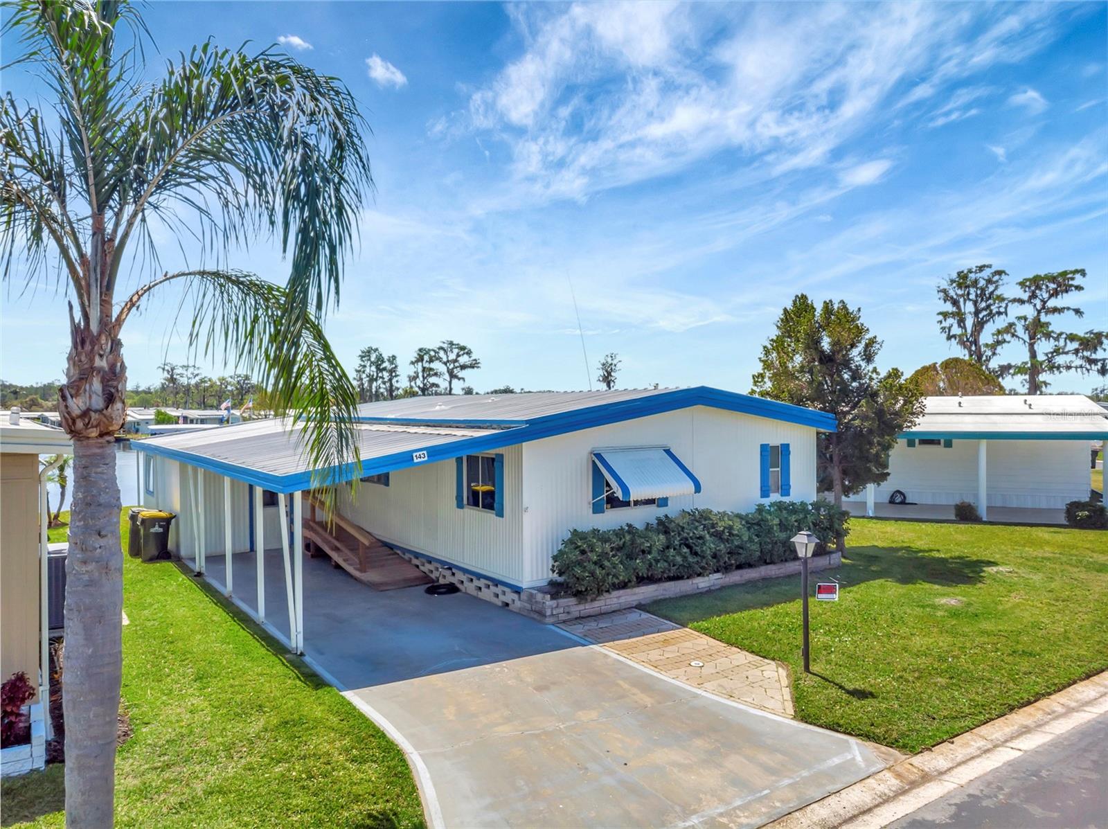 CLERMONT EMERALD LAKES CO-OP LT 01 - Residential