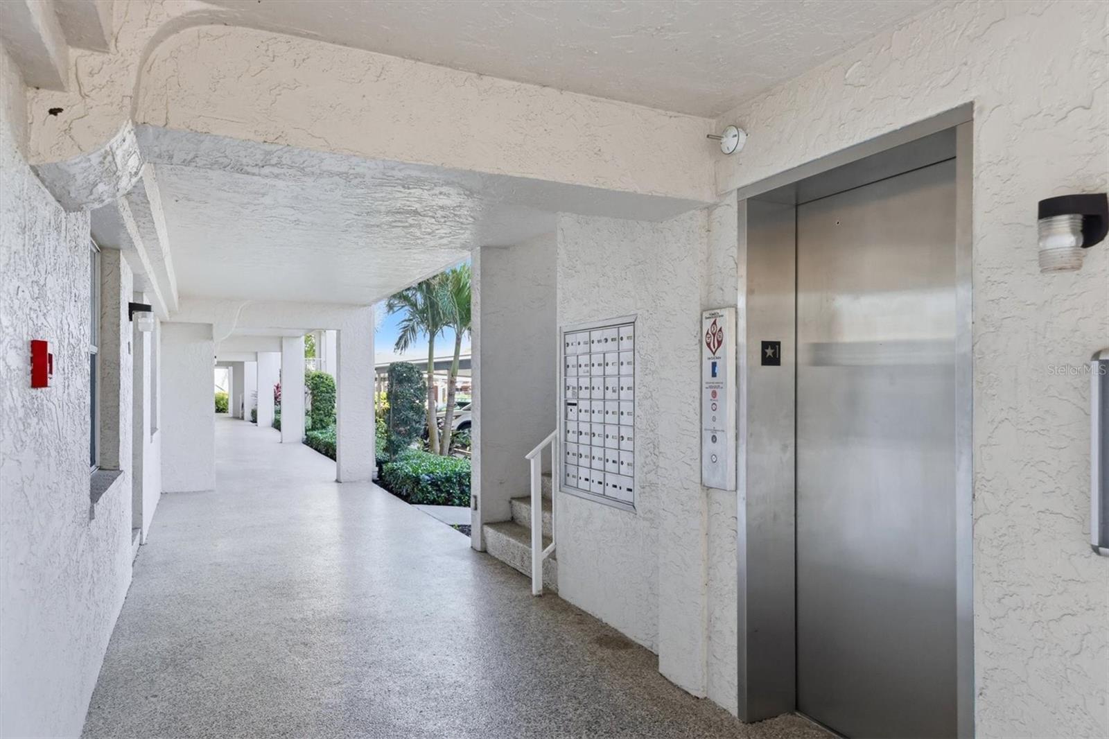 COUNTRY VILLAGE SEC 14 CONDO - Residential