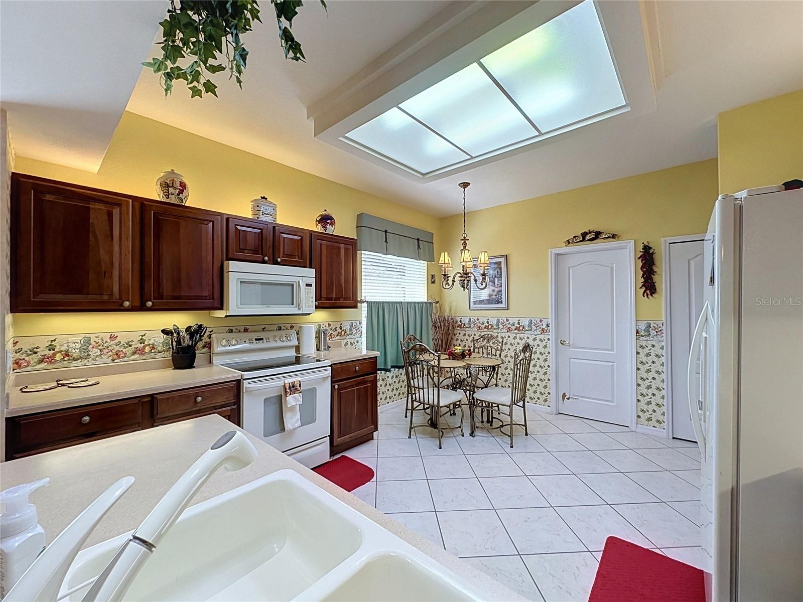 KINGS RIDGE - Residential