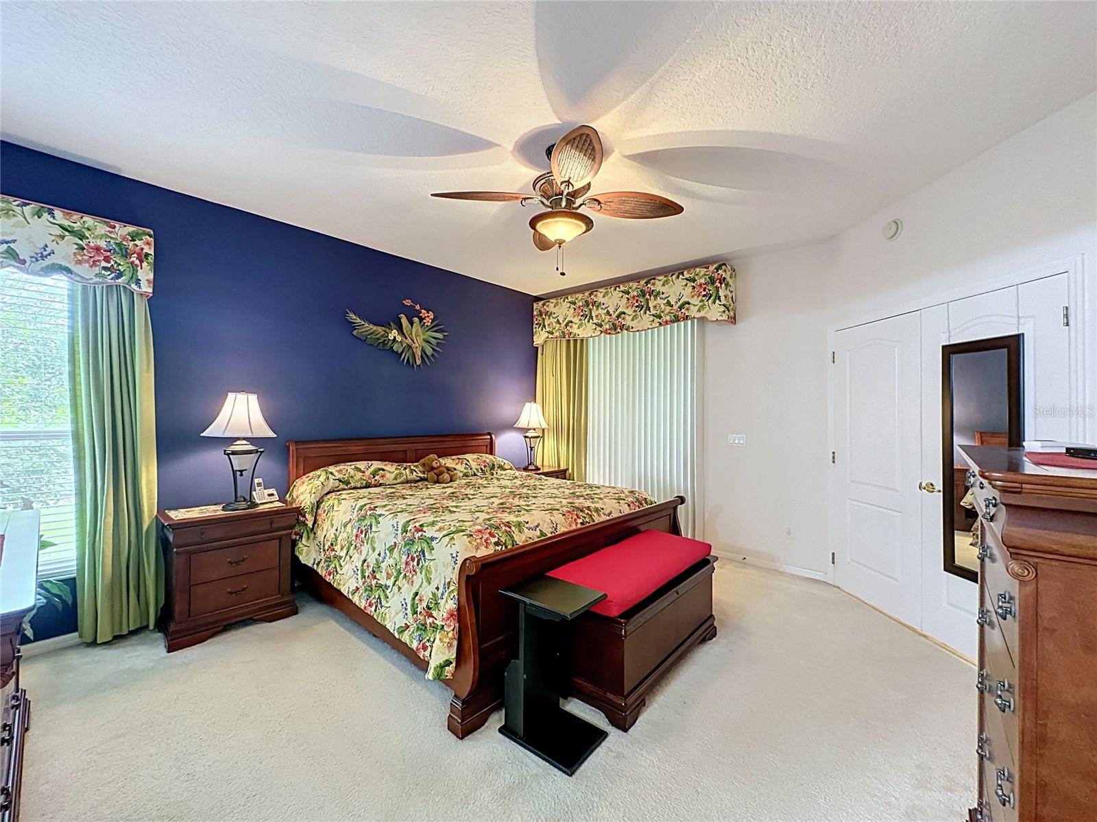 KINGS RIDGE - Residential