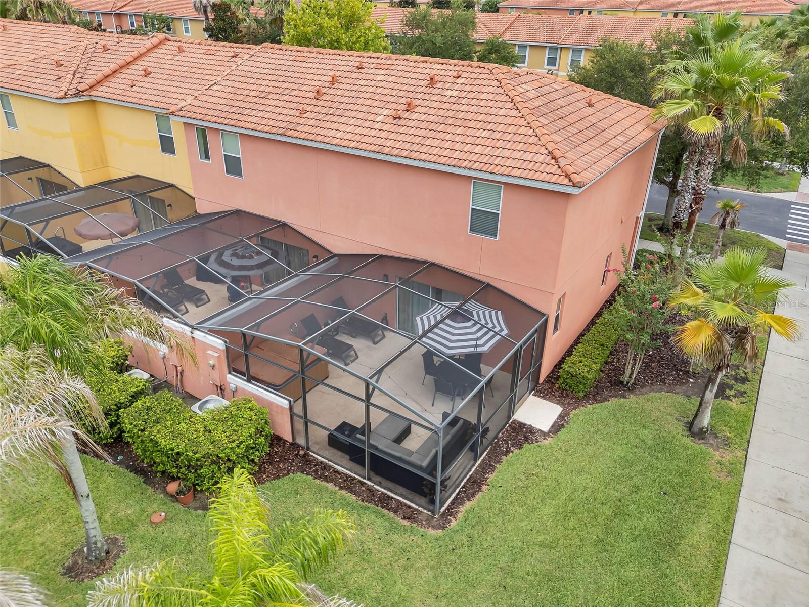 ENCANTADA PH 02 - Residential