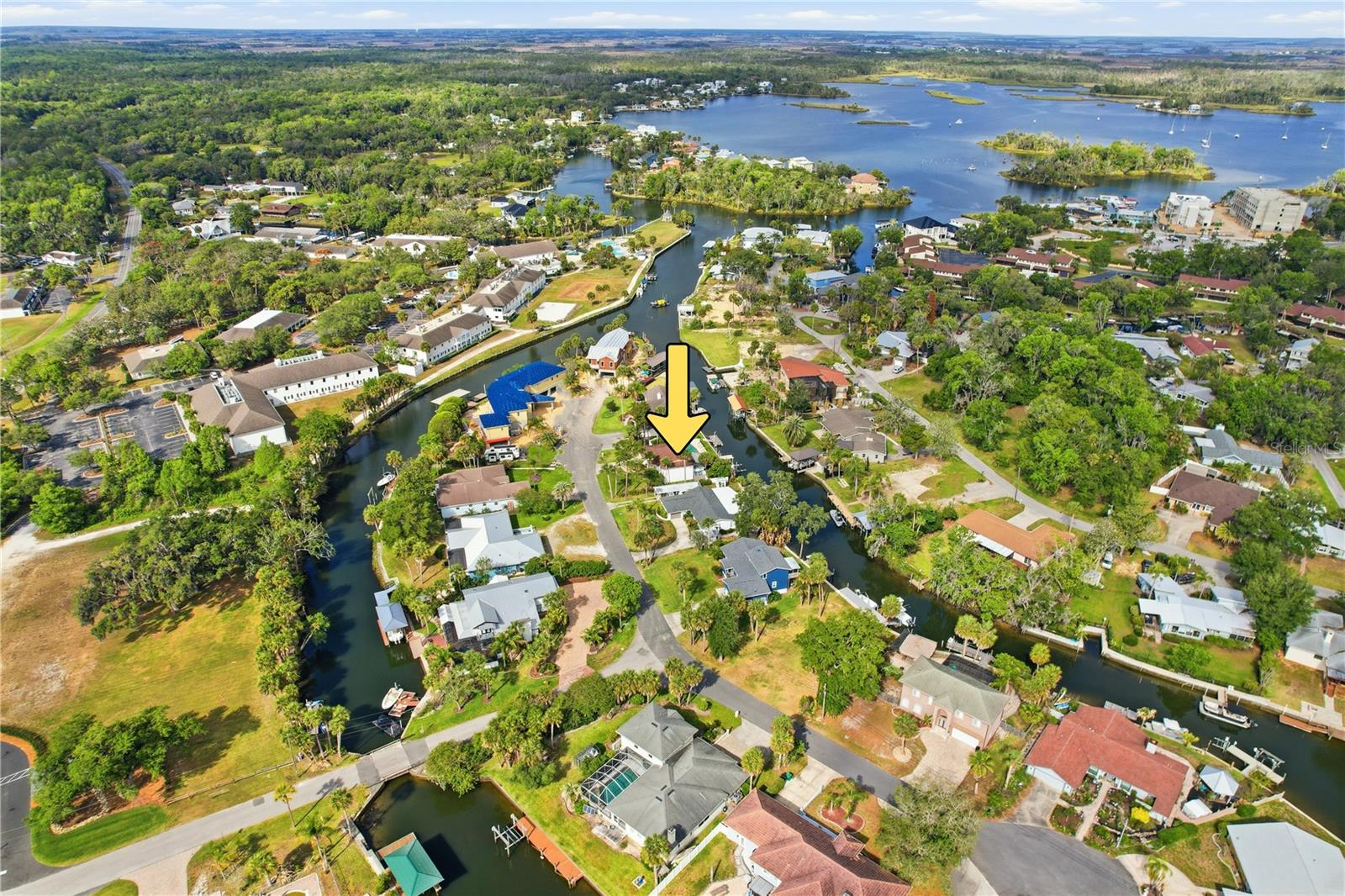 PARADISE COUNTRY CLUB UNIT 03 - Residential
