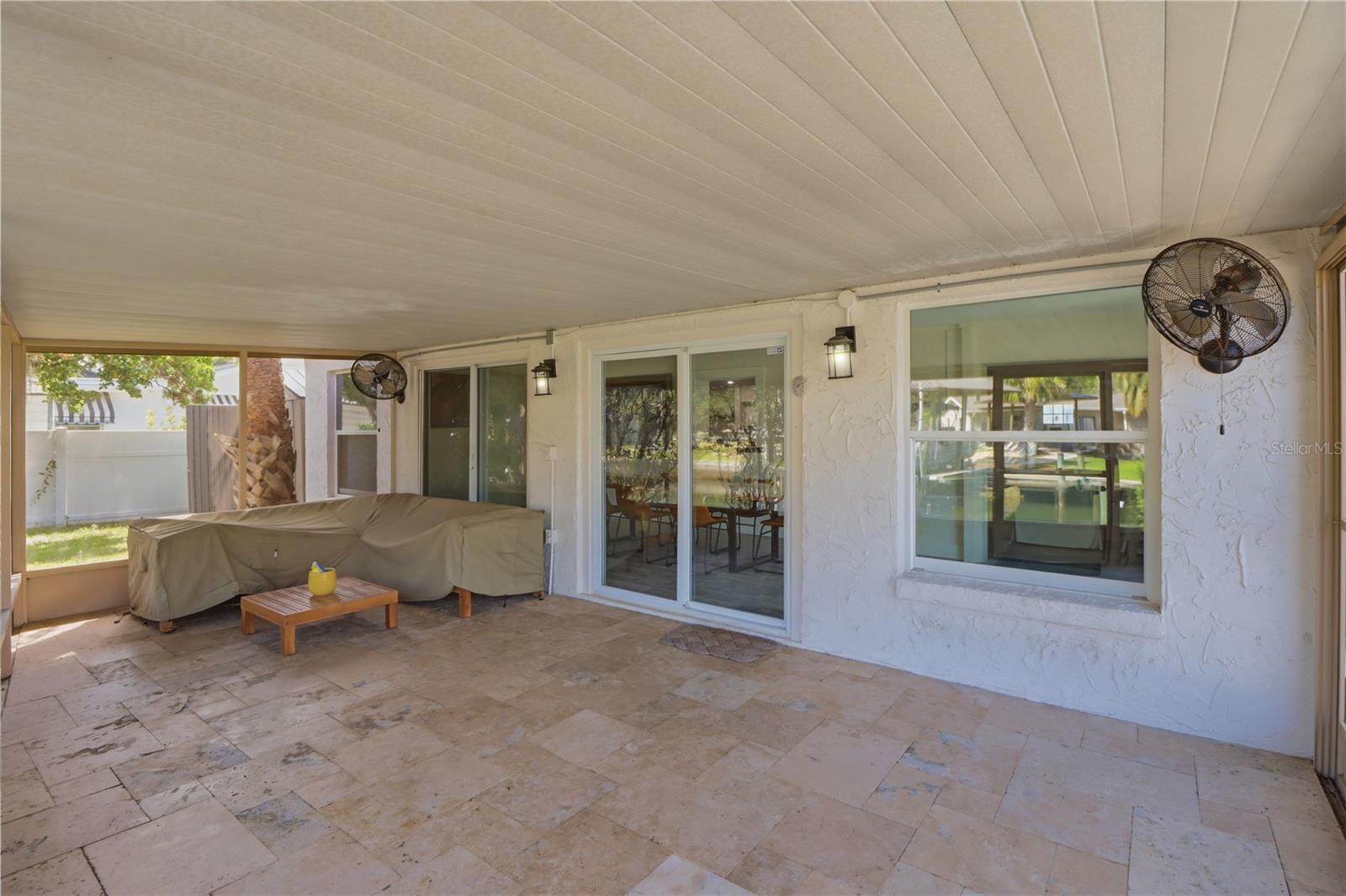PARADISE COUNTRY CLUB UNIT 03 - Residential