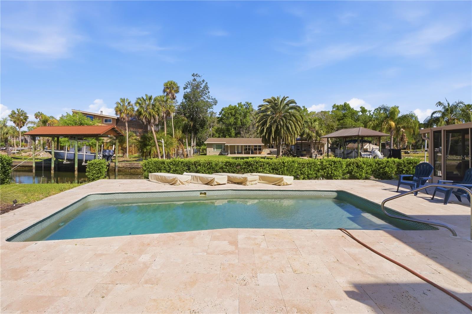 PARADISE COUNTRY CLUB UNIT 03 - Residential
