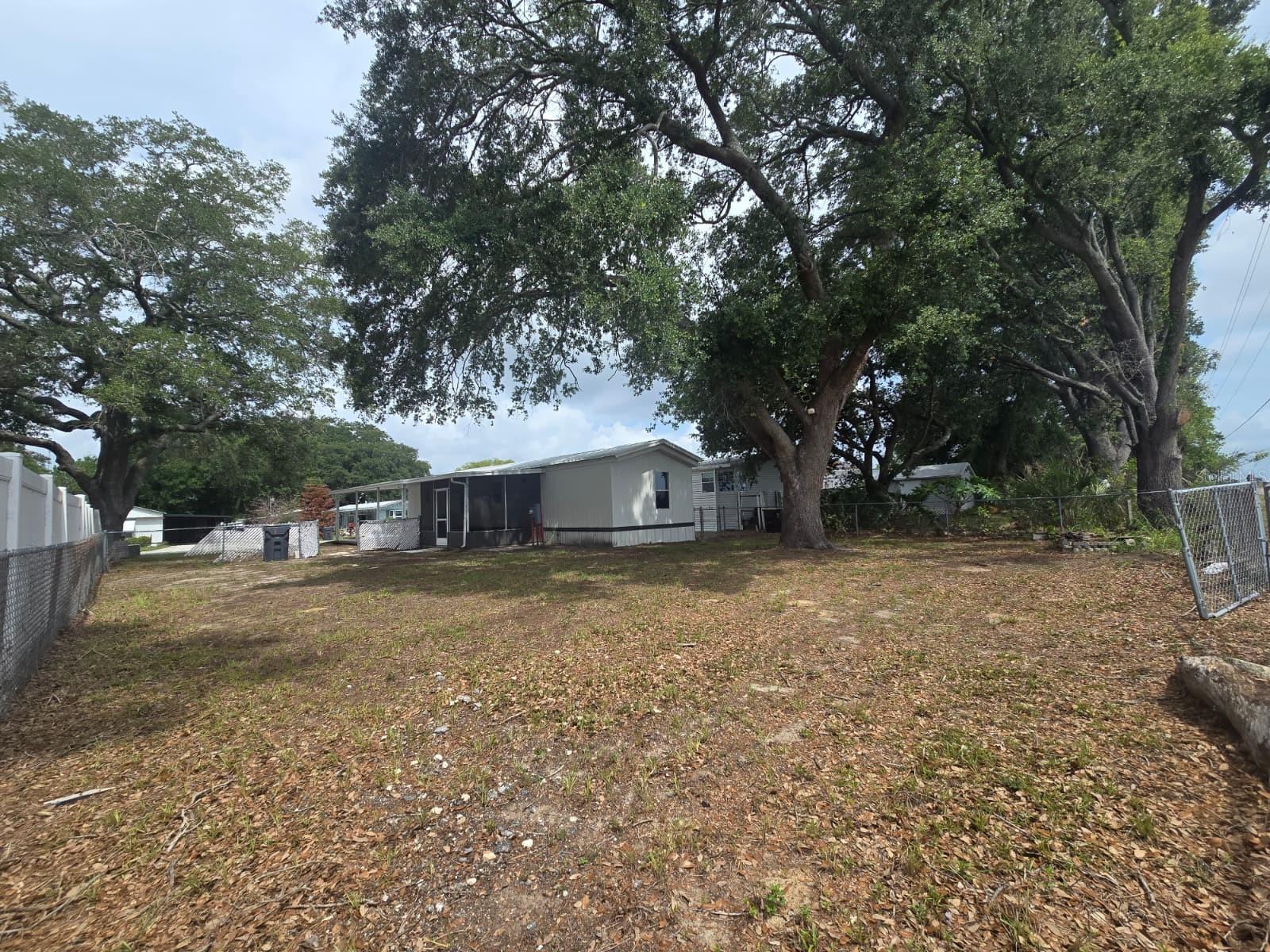 LAKE MARIANA ACRES - Residential