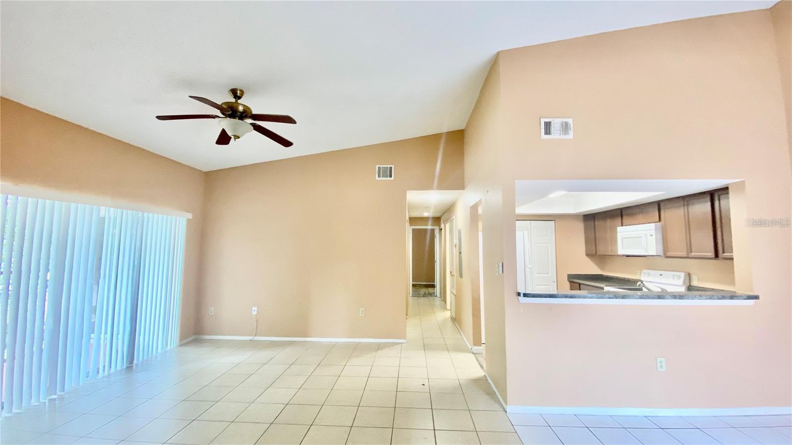 LEMON TREE CONDO SEC 07 - Residential