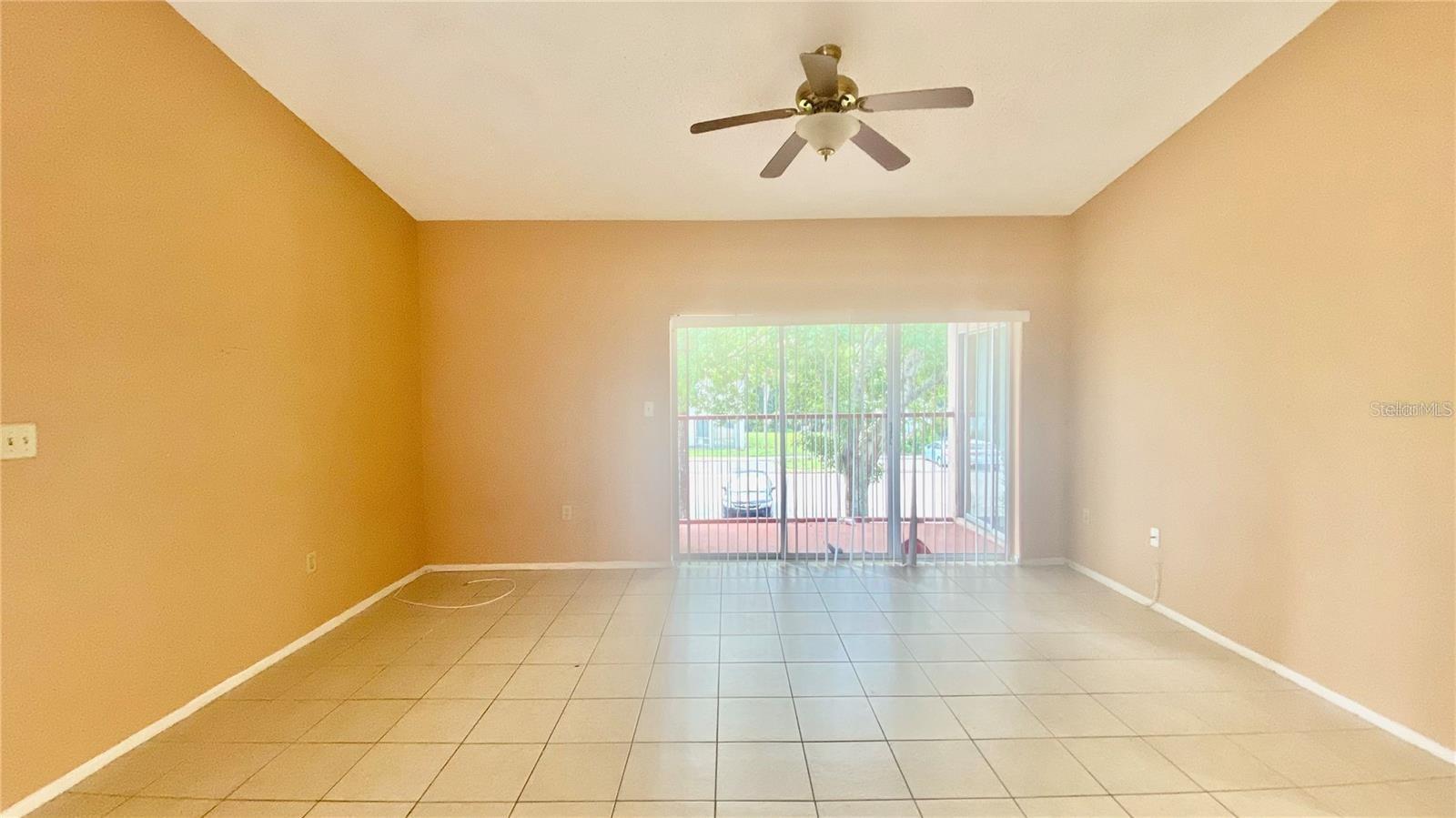 LEMON TREE CONDO SEC 07 - Residential