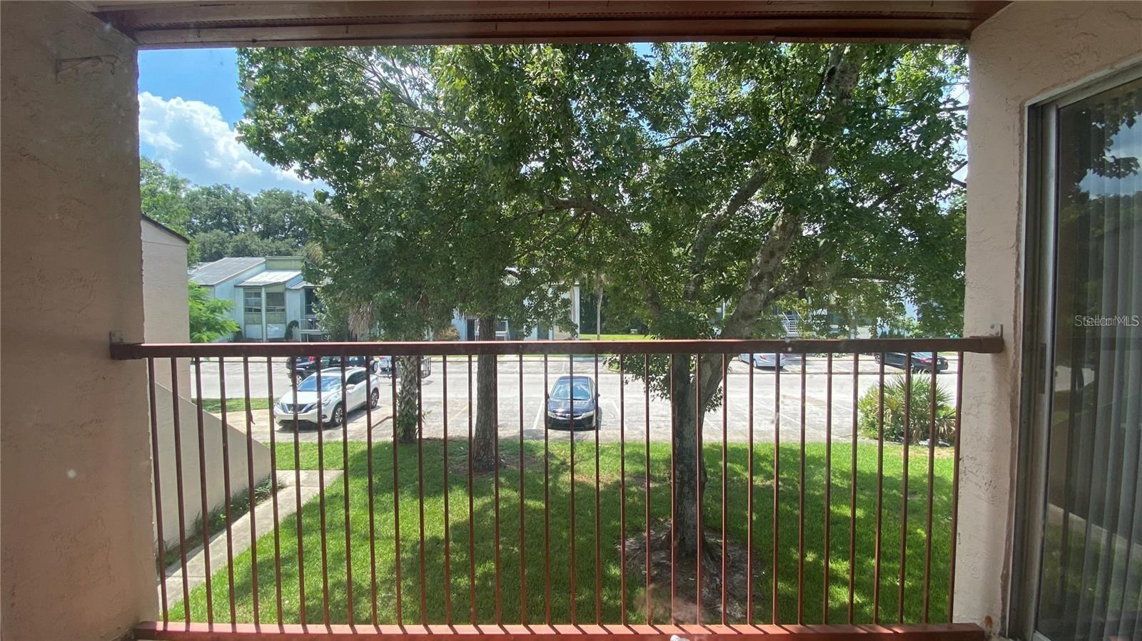 LEMON TREE CONDO SEC 07 - Residential