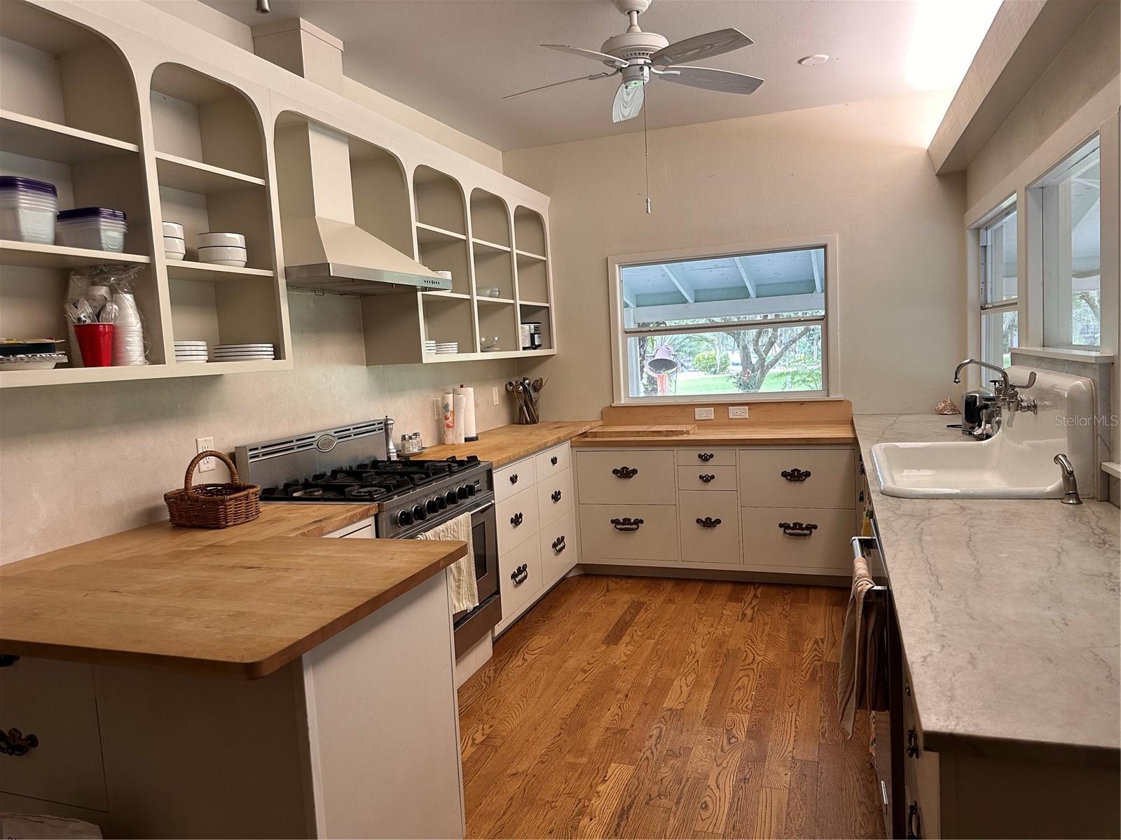 CARLTON CLUB INC REP - Residential