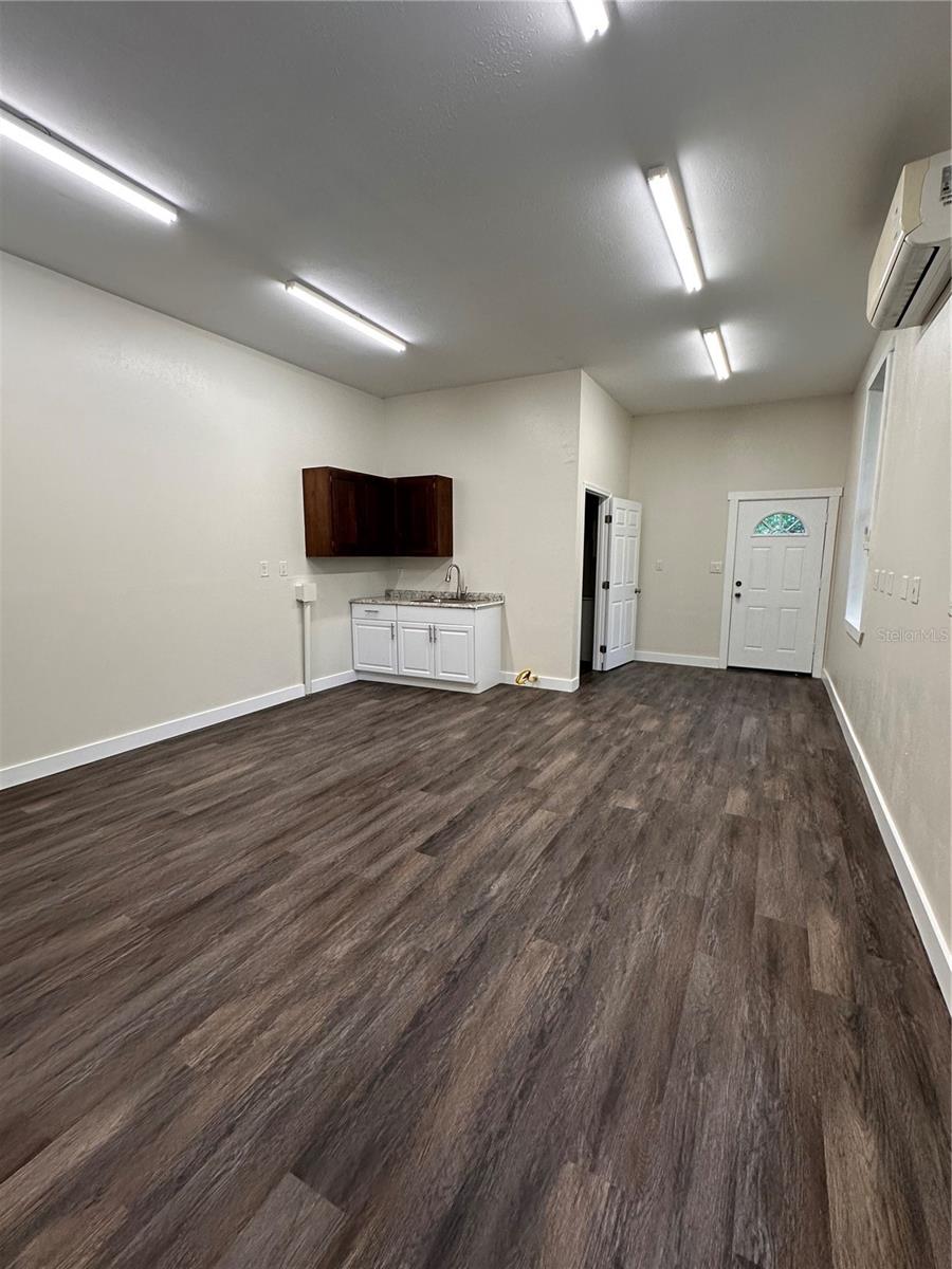 CARLTON CLUB INC REP - Residential