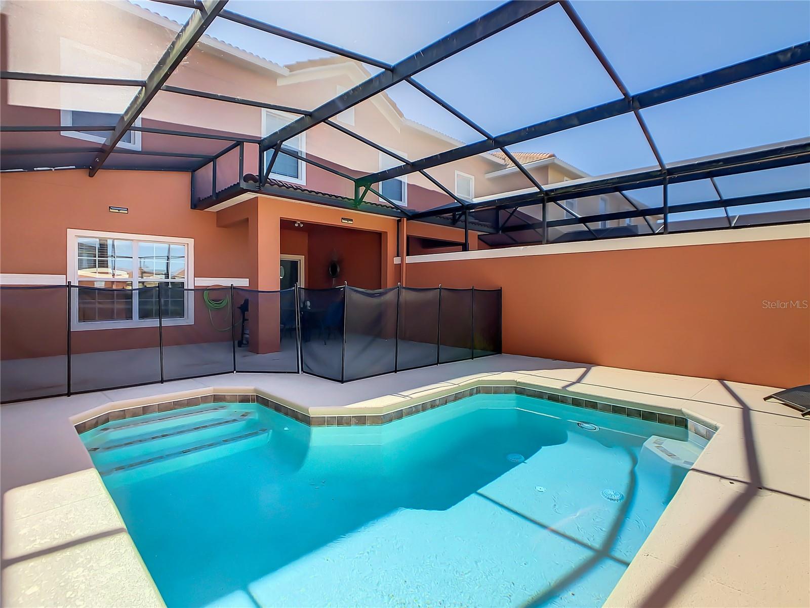 PARADISE PALMS RESIDENCE PH 2 - Residential